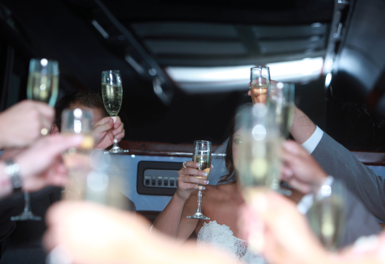 What Are the Advantages of Booking Charter Buses for Weddings?